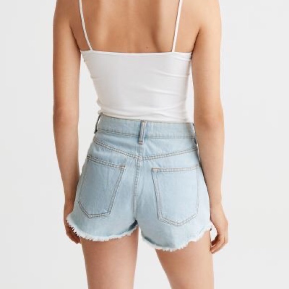 H&M denim jean shorts size 12 - Picture 4 of 10